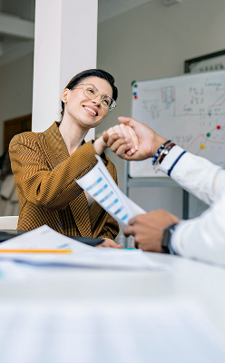 Participate in Investment and Operation Partnerships